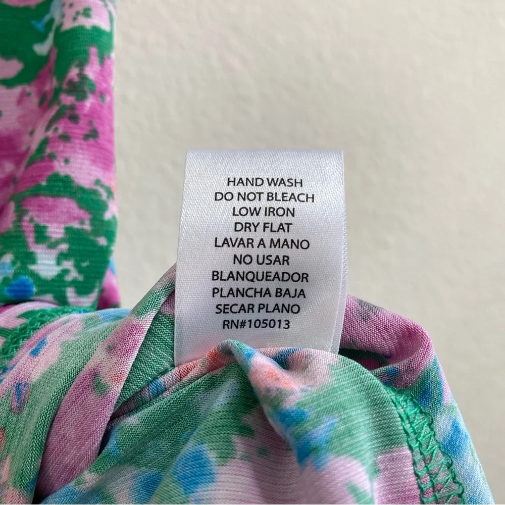 Dear Scarlett Lizzy Blouse in Floral Print Size M - Picture 8 of 9